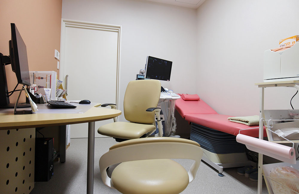 診察室(産婦人科)